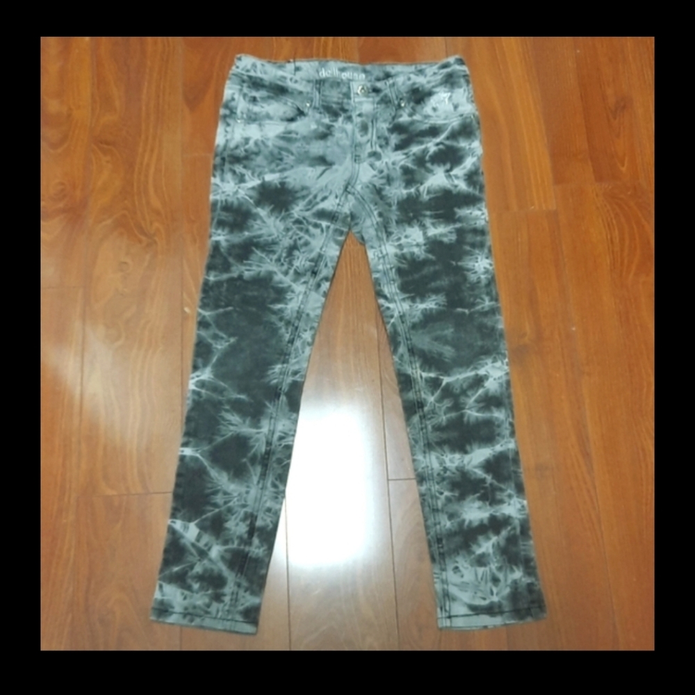 *4 for $28* Dollhouse Girls Skinny Jeans